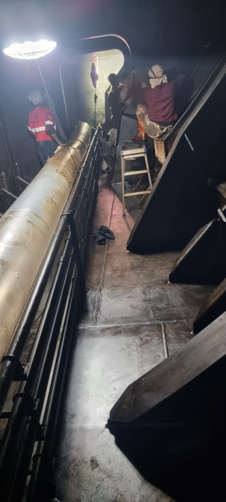 Cleaning - AS Rainbow Group marine engineering service
